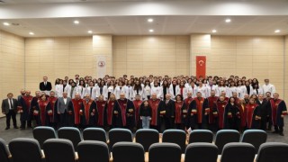 Veteriner hekim adayları beyaz önlük giydi