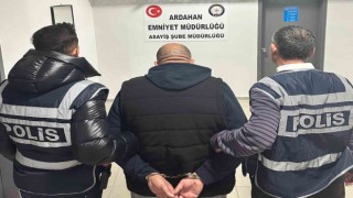 Yağma suçundan 12 yıl kesinleşmiş hapis cezası bulunan firari yakalandı