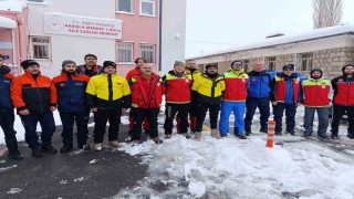 Yaylada mahsur kalan çoban 24 saatte kurtarıldı