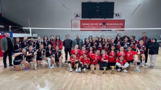 Yıldız Kız Yerel Ligde şampiyon Elazığ Voleybol Akademi oldu