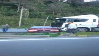 Zonguldak Ereğlide otomobil ile tır çarpıştı