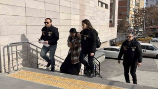 291 yıl 7 ay hapis cezası olan kadın, 12nci çocuğuna hamile olduğu için serbest bırakıldı