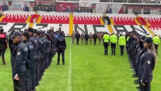 47 şehit için Erzincan emniyetinden duygu dolu paylaşım