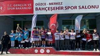 64 sporcu dereceye girmek için yarıştı