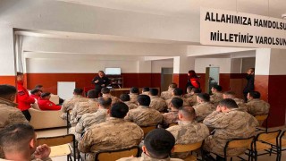 AFADdan jandarma personeline çığda arama kurtarma eğitimi