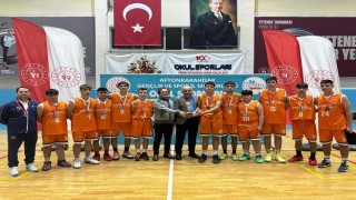 Afyonkarahisarda genç erkekler basketbol müsabakaları sona erdi