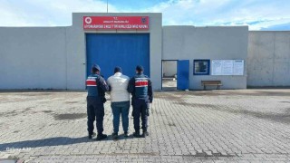 Afyonkarahisarda kaçak şahıs yakalandı