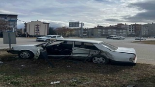 Afyonkarahisarda trafik kazası, 3 yaralı