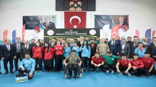 Ağrıda 5 bin sporcuya malzeme desteği