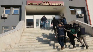 AK Parti binasına molotoflu saldırıda bulunan 2 kişi tutuklandı