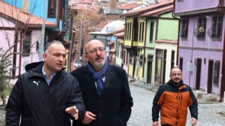 AK Parti Kütahya İl Başkanı Önsaydan tarihi çarşılar için sağlıklaştırma müjdesi
