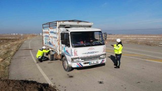 Aksarayda zorunlu kış lastiği uygulamaları başladı