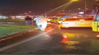 Alışveriş merkezine geldiler, trafikten dolayı kontak kapattılar