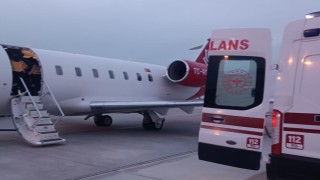 Ambulans uçak Vandaki iki hasta için havalandı