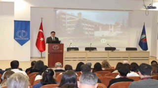 Anadolu Üniversitesi Eğitim Fakültesi Türkiye Yüzyılı Maarif Modeli Çalıştayına ev sahipliği yaptı