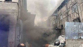 Ankarada atık fabrikasında yangın: İtfaiye ekipleri müdahale ediyor