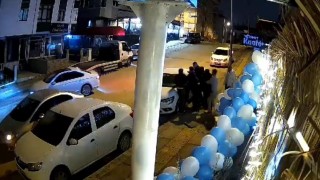 Ankarada restoran basıp çalışanları darp eden saldırganların o anları kamerada