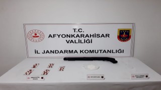 Ankaradan, Afyonkarahisara uyuşturucu getirenler yakalandı