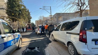Anne ile oğlu arasındaki kavgaya polisler müdahale etti
