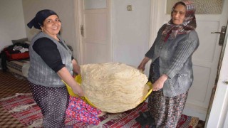 Antalyalı ev hanımları, asırlık geleneklerini yaşatıyorlar