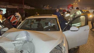 Araçta bayılan sürücü zincirleme kazaya neden oldu: 3 yaralı