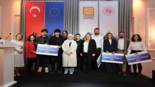 Artırılmış gerçeklik, artırılmış beceriler, yeni insan ile gelecek konuşuldu