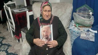 Artvinde gözü yaşlı anne 43 gündür kayıp oğlunun eve dönmesini bekliyor