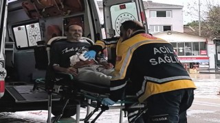 Babasını 6 yerinden bıçakladıktan sonra 112den yardım istedi