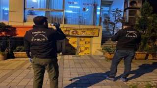 Bağcılarda kıraathanede oturan adama silahlı saldırı: 1 ölü