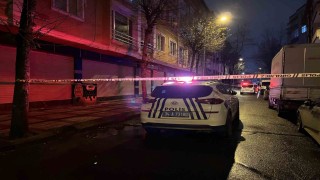 Bağcılarda silahlı saldırı: 2 kişi yaralandı
