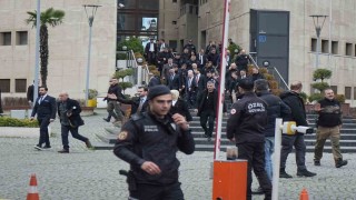 Bakan Memişoğlu adliyedeki saldırıda yaralanan askerleri ziyaret etti