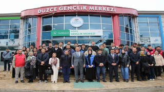 Bakan Yardımcısı Eminoğlu Düzcede gençlerle buluştu