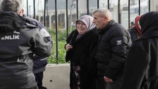 Balıkesirdeki patlamada hayatını kaybedenlerin aileleri de Bursa Adli Tıp Kurumuna geldi