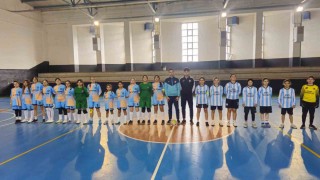 Bandırmada Ortaokullar arası yıldız futsal heyecanı devam ediyor