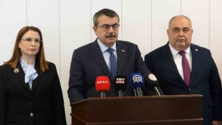 Bartının eğitim seviyesi masaya yatırıldı