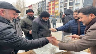 Başkan Adıgüzel, taraftarlara sıcak çorba ikram etti