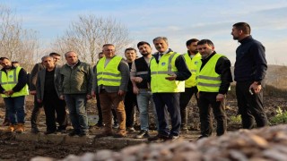 Başkan Alemdar, Söğütlüdeki altyapı çalışmalarını yerinden inceledi