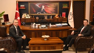 Başkan Çenet’ten Rektör Uzun’a Ziyaret