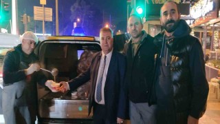 Başkan Erkan Özkandan taksicilere sıcak çorba ikramı