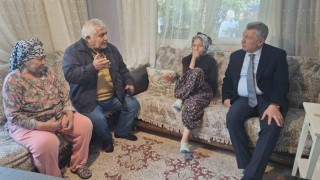 Başkan Günay, kapı kapı dolaşıyor vatandaşı dinliyor
