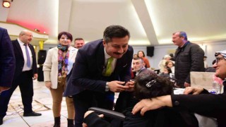 Başkan Özel: Asıl engel bireylerde değil, kentlerde