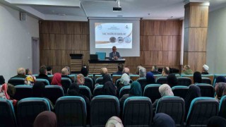 Bayburtta ‘Umre Hazırlık Semineri ile umreciler bilgilendirildi