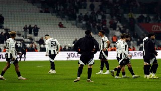 Beşiktaş, ilk yarılarda Alanyasporu yenemiyor