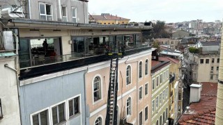 Beyoğlunda Masonlar Büyük Locası Derneğinde yangın