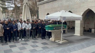 Bıçaklanarak öldürülen şahıs toprağa verildi