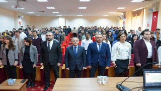 Bilecikte Türkiye Yüzyılı Vizyonuyla Kariyer Gelişiminde İletişim ve Dezenformasyonla Mücadele semineri