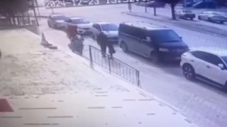 Boğazına şeker kaçan çocuğu kurtaran motokurye: “İnsanlık görevimi yaptım”