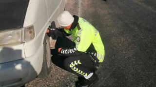 Bozkırda kış lastiği denetimleri sürüyor