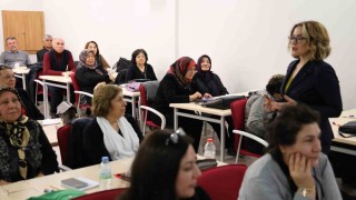 Bu kez öğrenciler, öğretmenlerine ders verdi
