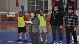 Bulanıkta ‘Ayak Tenisi Turnuvası başladı